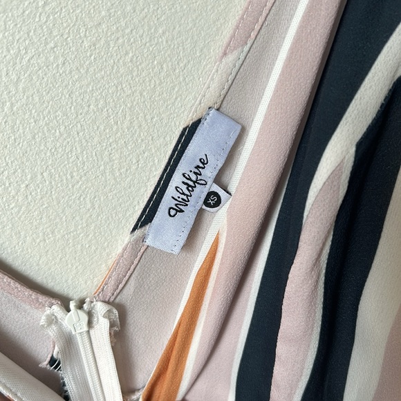 Split Hem Jumpsuit - Picture 4 of 4